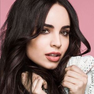 Meet your Posher, Sophia